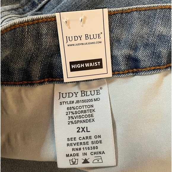 JUDY BLUE High rise Moisture- wicking tummy control shorts - Picture 6 of 11